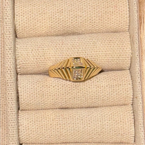 NWOT PrettyBird Adjustable Gold Ring - Picture 9 of 9